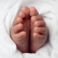 Engelse geboorteteksten - Schattige babyvoetjes